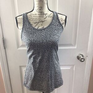 Women’s Nike Dri Fit Slim Fit Racerback‎ Workout Tank Medium
